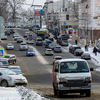 Тротуары на Светланской очищены неравномерно, вдоль дороги высокие валы снега — newsvl.ru