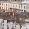 Строительство 16 четырехэтажных домов идет по утвержденному графику, рабочих достаточно, и финансирование поступает вовремя — newsvl.ru