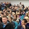 Судя по количеству собравшихся, обсуждение продлится достаточно долго — newsvl.ru