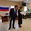 Владимир Миклушевский вместе с супругой приехали проголосовать на участок № 817 — newsvl.ru