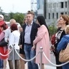Ожидание у ковровой дорожки — newsvl.ru