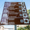Знаки находятся выше арки Цесаревича на улице Светланской — newsvl.ru