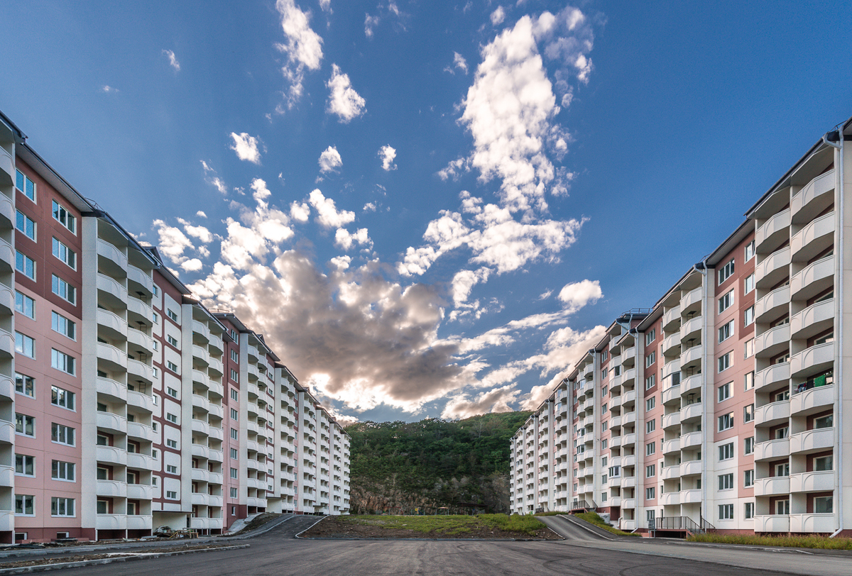 зеленый угол дома. зеленый угол дома. зеленый угол дома. жк восточный луч владивосток. зеленый угол дома.