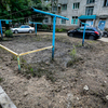 Детская площадка покрыта нефтяной пленкой — newsvl.ru