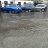 Из-за постоянных проблем с водоотведением разрушается и асфальтовое покрытие — newsvl.ru