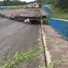 Местные жители отмечают, что упавший мост отремонтировали всего месяц назад — newsvl.ru