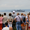 С открытых площадок многие зрители могут рассмотреть разве что парад кораблей и боевые действия на воде — newsvl.ru
