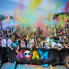 Каждые полчаса участники делали массовые выбросы разноцветной пудры — newsvl.ru