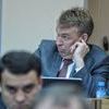Дмитрий Новиков, секретарь местного отделения «ЕР» считает, что нарушения, которые фиксируются сегодня на участках – это «здоровая конкурентная борьба» — newsvl.ru