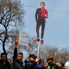 Люди возмущены усадьбами, землями и дорогими покупками, которые якобы имеют отношение к Медведеву — newsvl.ru