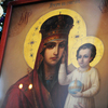 По сюжету иконы, Спаситель, держа Богородицу за ланиту, обращает ее лик к молящимся — newsvl.ru