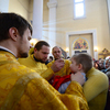 Во время литургии детям дали по ложке святой воды — newsvl.ru