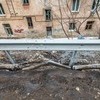 Под дорогой находятся подпорные плиты, которые пока еще справляются со своей главной задачей — newsvl.ru