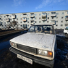 Черная жирная пыль особенно заметна на светлых автомобилях — newsvl.ru