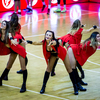 Девушки Danceteam представили несколько зажигательных танцевальных номеров в перерывах — newsvl.ru