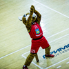Талисман владивостокской баскетбольной команды - тигр Лешка - традиционно веселил публику  — newsvl.ru