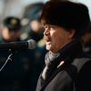 К назначенному времени у мемориала собралось более ста человек — newsvl.ru