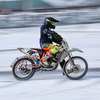 Соревнования по мотокроссу проводятся на льду озера традиционно — newsvl.ru