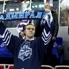 Фанаты «Адмирала» приехали в одежде с символикой владивостокской команды — newsvl.ru