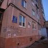 39-летний мужчина сам позвонил в полицию и сообщил, что он находится в подъезде дома № 2а по улице Марины Расковой и держит в руках тротиловые шашки    — newsvl.ru