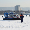 Толщина льда у берега уже около 10 сантиметров — newsvl.ru