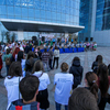 В 15.00 около главного корпуса с морской стороны для студентами состоялся мини-концерт — newsvl.ru