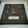 Рыболовные крючки древних людей находятся в музее ДВФУ — newsvl.ru