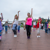 Несмотря на пасмурную погоду, танцевальная площадка привлекла десятки зрителей — newsvl.ru