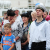Несколько сотен человек встречали моряков на берегу — newsvl.ru