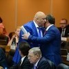 Коллеги-партийцы Игорь Чемерис и Джамбулат Текиев — newsvl.ru