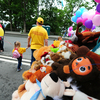 Сотрудники детской клиники украсили легковой автомобиль игрушками, признались, что на это ушла неделя — newsvl.ru