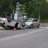 Во Владивостоке на улице Адмирала Невельского произошла авария с участием Toyota Prius и Nissan Tiida — newsvl.ru