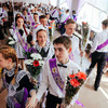 Во взрослую жизнь ребят проводили с подарками — newsvl.ru