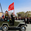 Ретро-автомобили, представленные на параде, ранее были восстановлены на Уссурийском авторемонтном заводе — newsvl.ru