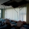 Плитка обвалилась прямо на детские кровати — newsvl.ru