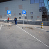 У "Паруса" всего два места для инвалидов, хотя по закону должно быть не менее 10% от всей площади парковки — newsvl.ru