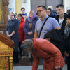 Около сотни человек пришло в храм, чтобы помянуть своих усопших родственников, друзей и знакомых — newsvl.ru