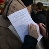 Добровольных участников крымского митинга на всякий случай заносят в список — newsvl.ru