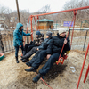 Родители и волонтеры играли с детьми на свежем воздухе — newsvl.ru