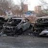Ночью у дома №23 по улице Часовитина загорелись три автомобиля — newsvl.ru