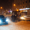 Дорожная техника уже ночью приступила к очистке центральных дорог — newsvl.ru