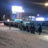На Семеновской люди все еще ждут автобусы, чтобы уехать домой — newsvl.ru