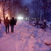 Люди уже не ждут автобусов и добираются домой пешком — newsvl.ru