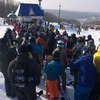 Стоит отметить, что в выходные на горе многолюдно — newsvl.ru