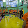 В этот раз игроки "желто-черных" провели занятие для наиболее подготовленной группы ребят, которые уже несколько лет занимаются в секции волейбола — newsvl.ru