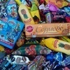 В обоих подарках сладости от омского производителя — newsvl.ru