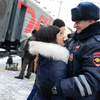 Родные тепло прощались со своими отважными мужчинами — newsvl.ru