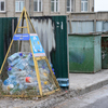 Горожане оставляют мусор у переполненных пирамидок — newsvl.ru