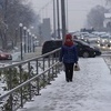 Тротуары и дороги покрыты снежной пеленой — newsvl.ru