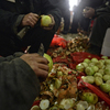 В заготовочном цехе заключенные занимаются очисткой овощей — newsvl.ru